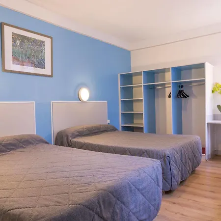 Du Commerce Hotel 3*